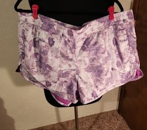 The North Face Hydrenaline Purple Print Shorts XXL